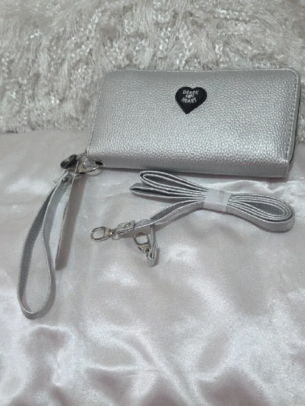 Derek Heart Metallic Silver Pebbled Wristlet Wallet